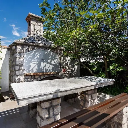 Fuer 4 Personen Ca 55 Qm In Njivice, Kvarner Bucht Krk Apartman Njivice