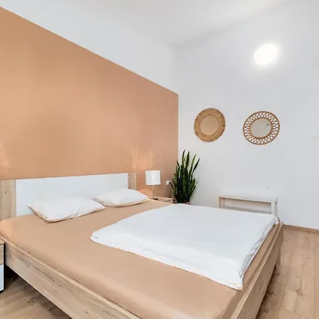 Apartman Fuer 4 Personen Ca 55 Qm In Njivice, Kvarner Bucht Krk